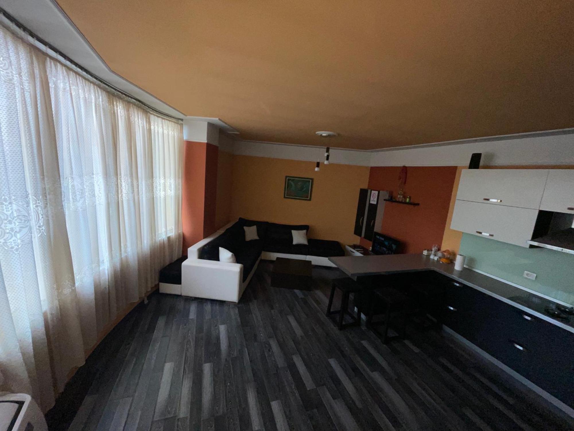Moonshine Apartament Тирана Экстерьер фото
